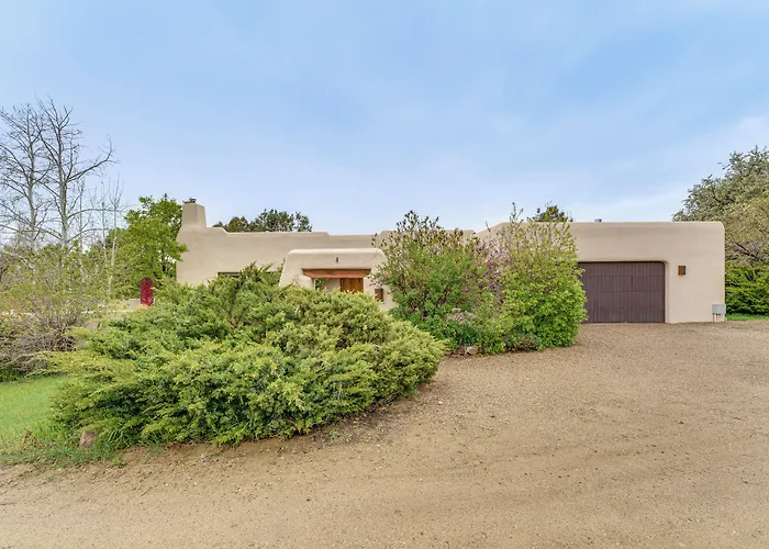 Arroyo Seco Adobe W/ Hot Tub Near Taos Ski Valley!
