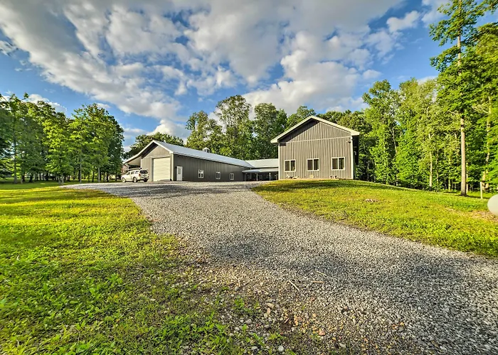 Family Leatherwood Resort Cabin W/ Fire Pit!