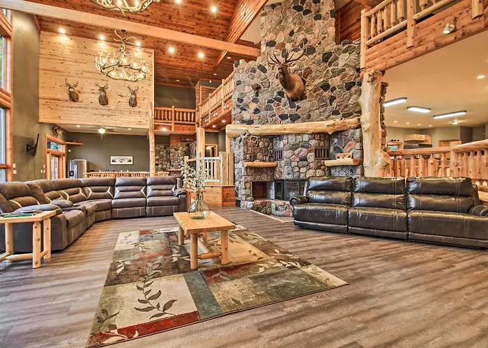 Waterfront Lake Mille Lacs Lodge W/ Deck + Grill!