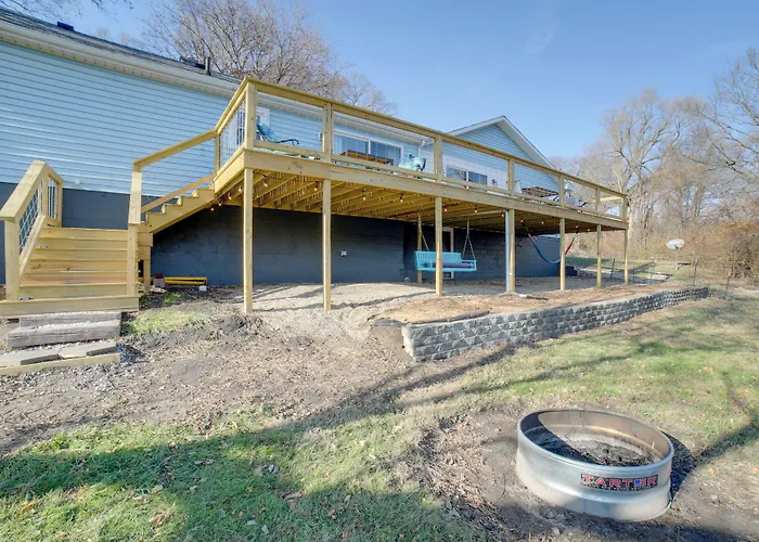 Charming Riverfront Retreat In Monticello!