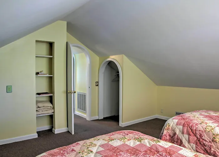 Secluded & Quiet Atlantic Home: 1 Mi To Boat Ramp!