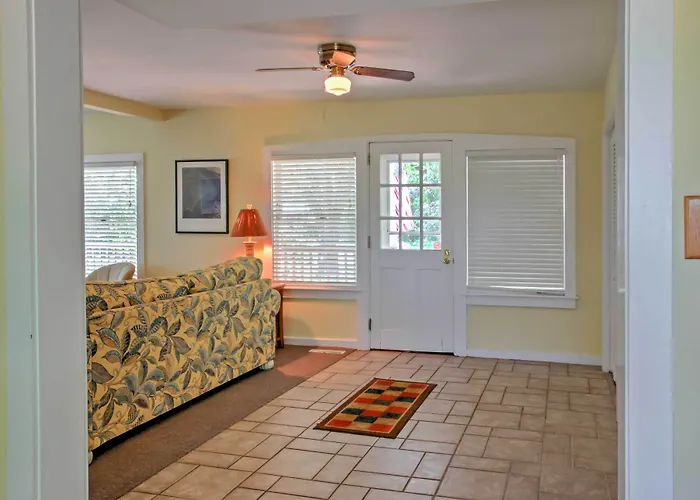 Secluded & Quiet Atlantic Home: 1 Mi To Boat Ramp!