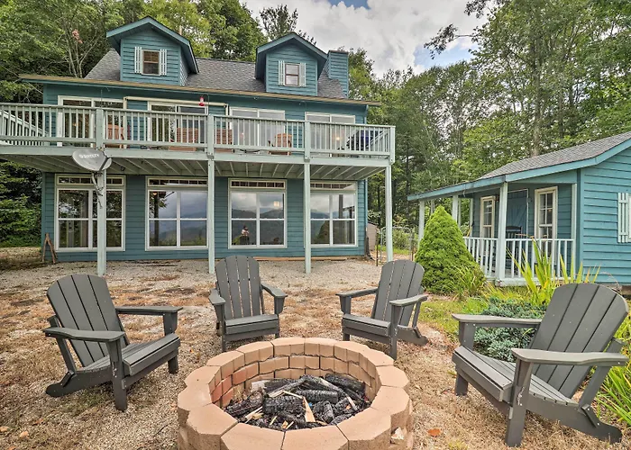 Family Retreat Cabin W/ Summit, Lake Views, Deck!