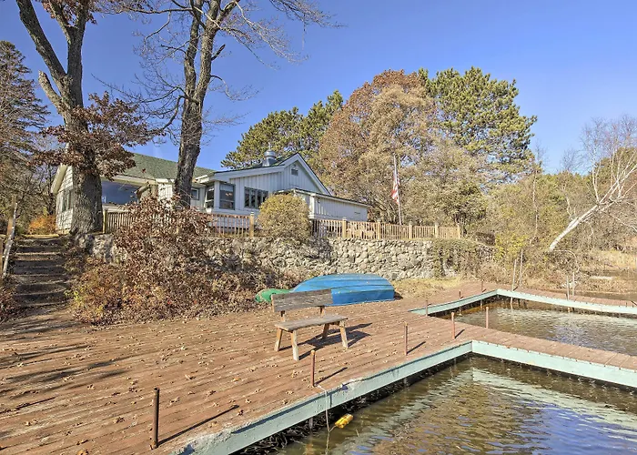 Retro Rhinelander Lake Retreat W/ Fire Pit!