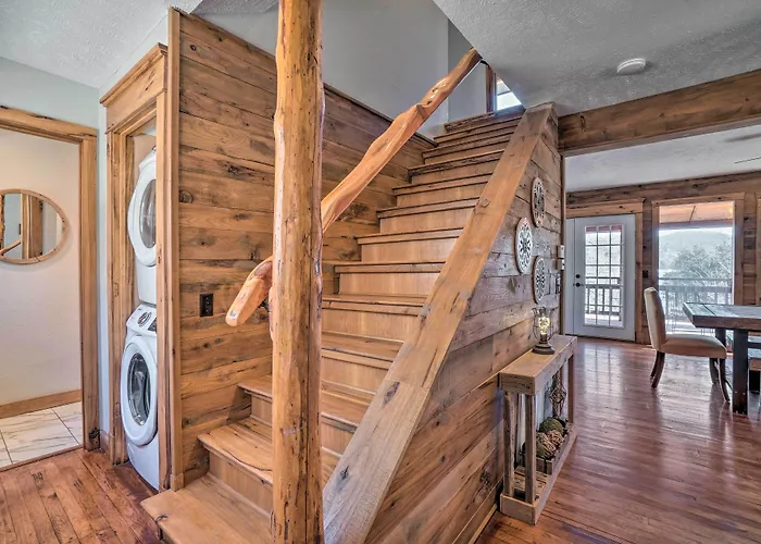Lakefront Shell Knob Home W/ Deck & Gas Grill