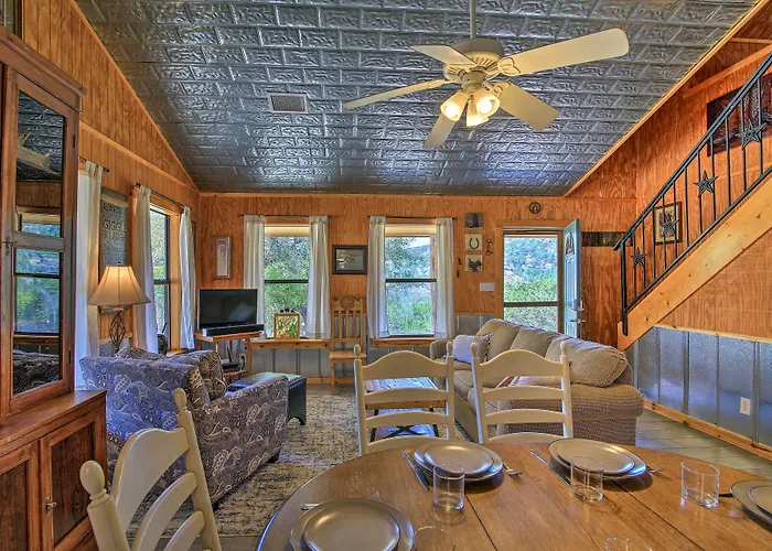 Two Cozy Medina Cottages, Game Room, Mountain View