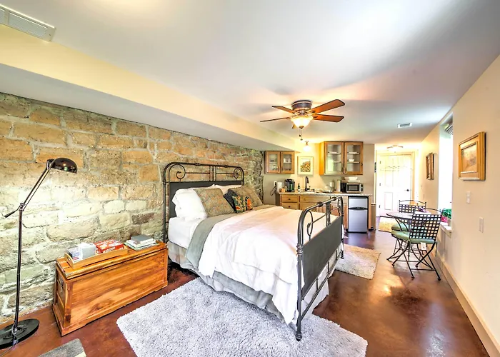 Augusta Studio At Halcyon Spa Bed & Breakfast