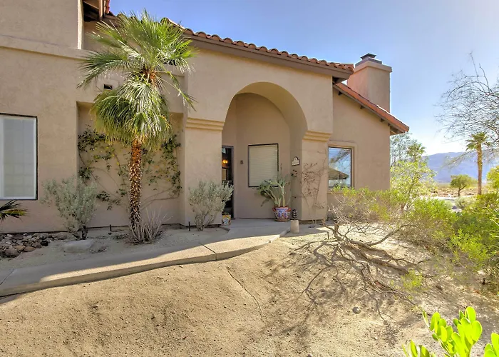 Borrego Springs Condo W/ Private Hot Tub & Views!