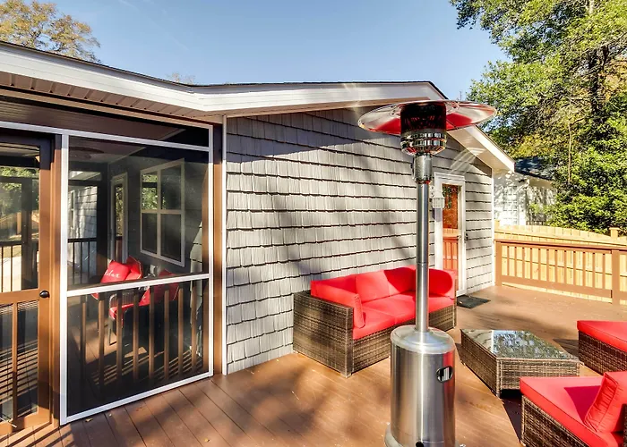Step-Free Home W/ Fire Pit - 3 Miles To Usc!