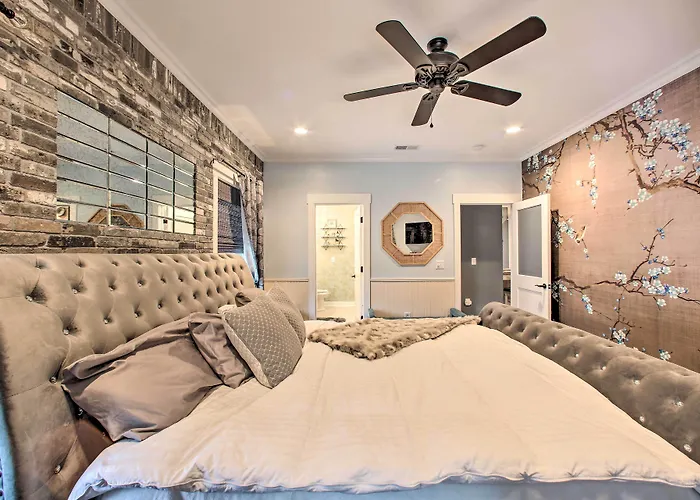 2 Mi To Downtown: Luxe Greenville Retreat!