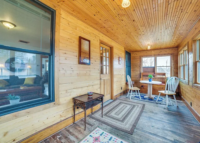 Railroad Bunkhouse In Mackinaw City, 3 Mi To Beach