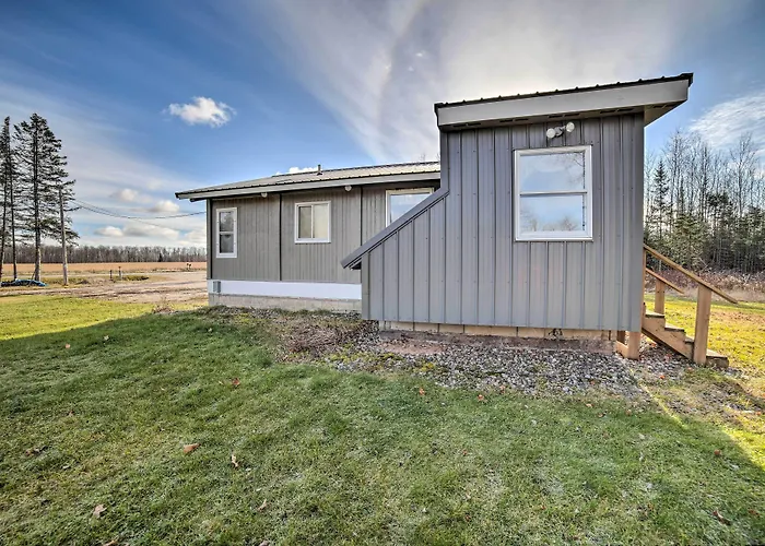 Cornell Home W/ Fire Pit & Hunting Access!