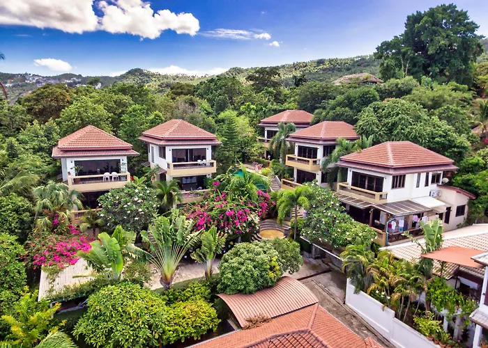 Baan Rawee Villas