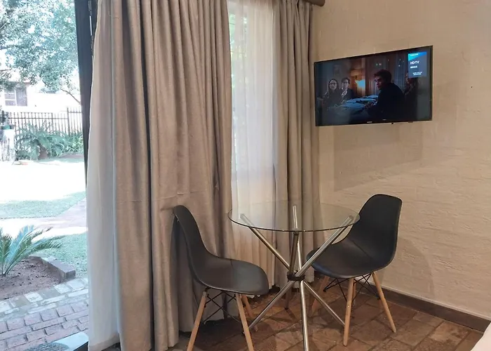Ratel Street Guesthouse
