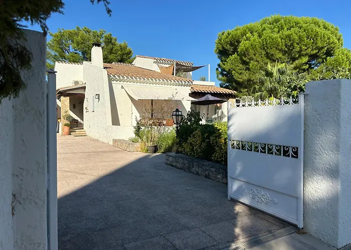Villa Les 3 Lumieres 8-10 Personnes, Clim, Piscine A Proximite Des Plages