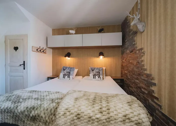 Somptueux Chalet 130 M², 11 Pers, Vue Montagnes, Cheminee, 5 Chambres - Fr-1-545-27