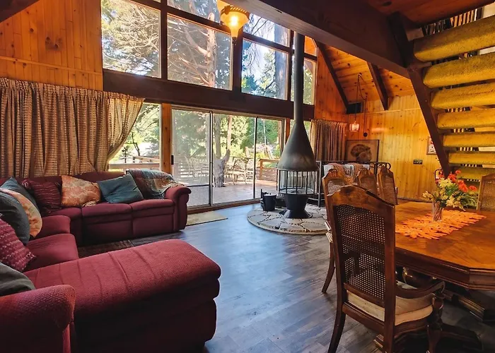 Retro Cabin | Lake Access + Near Village