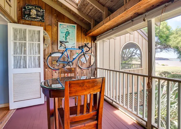 Walk To Beach: Paniolo Hale Townhome W/ Ocean View