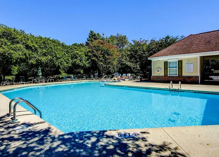 Golf Retreat 832
