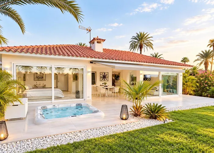 Sun Club P65 Premium Bungalow