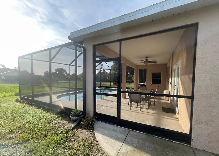 Pool Home In Englewood