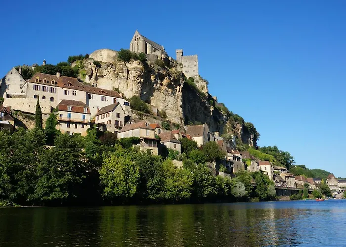 La Maison Des Sarrasins