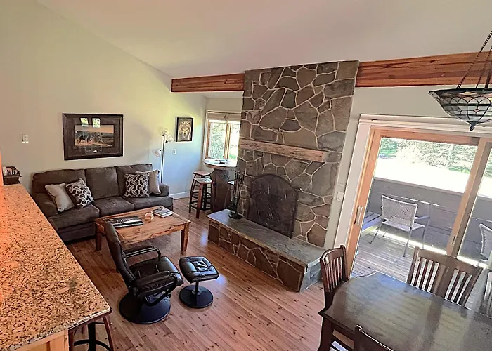 Gorgeous Jackson Hole Condo In Top Location With Great Views And Private Deck With Barbeque!