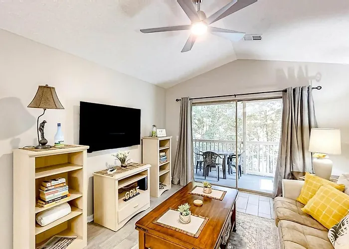 Pinehurst Condos, Unit 6-J