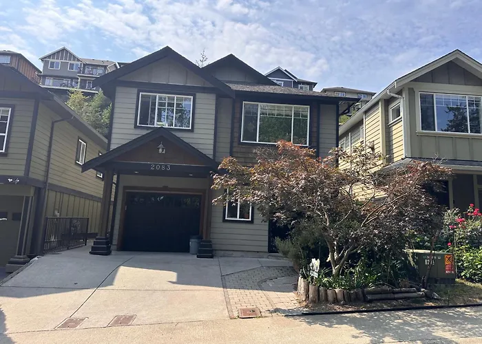 Separate Entry Sweet Home In Langford