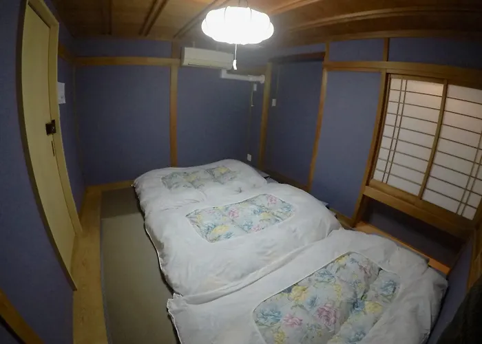 Narita Sando Guesthouse