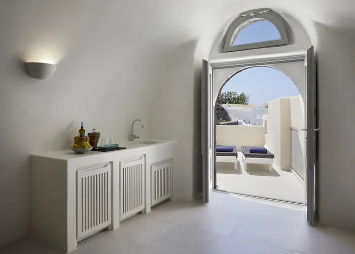 Elysian Santorini
