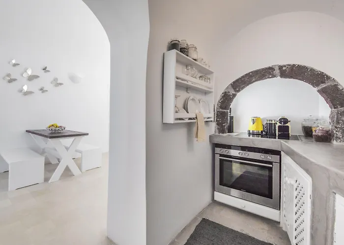 Anemi House & Villas