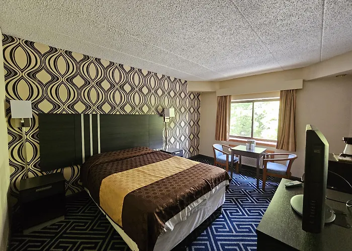 La Mirage Motor Inn