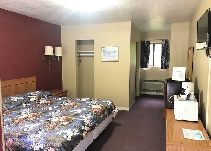 Laurel Park Inn