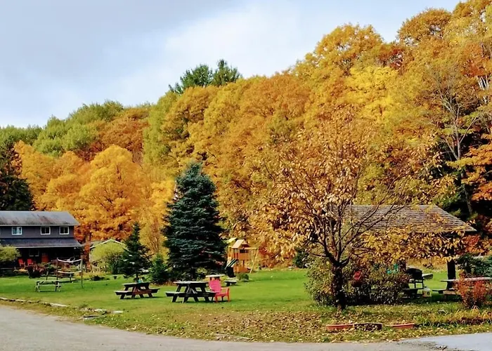 Dwight Riverside Inn