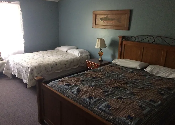 Chaffee Lodge