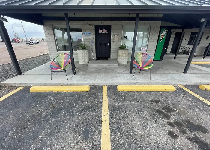 Rainbow Motel