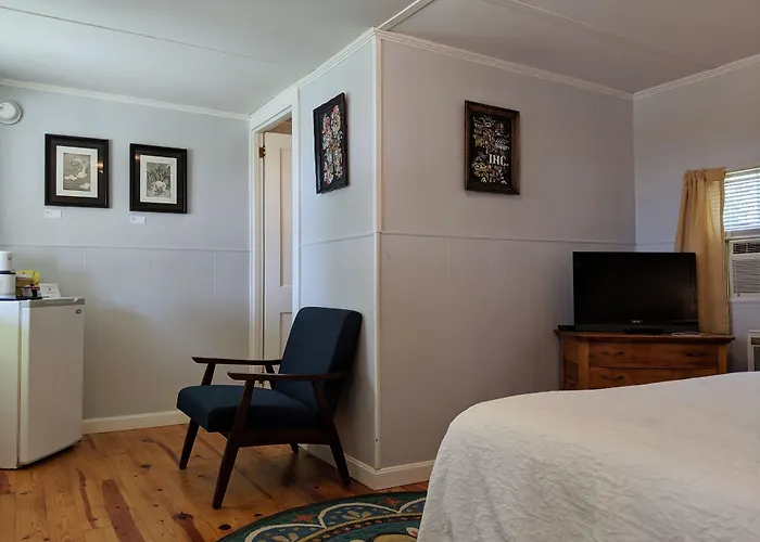 Harwood Hill Motel
