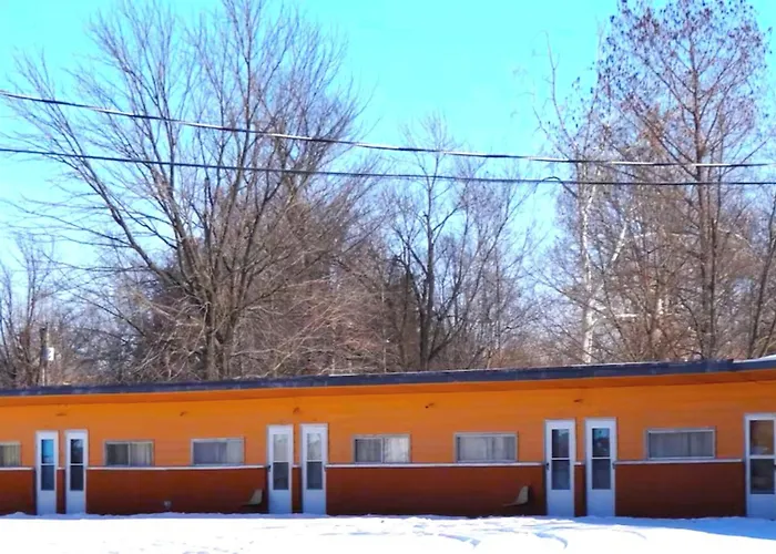 Sparta Motel Near St Louis- Mississippi River Il