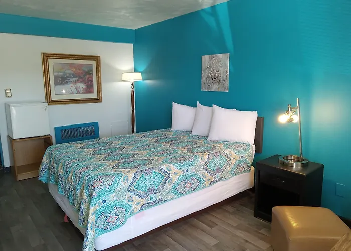 Capri Motel
