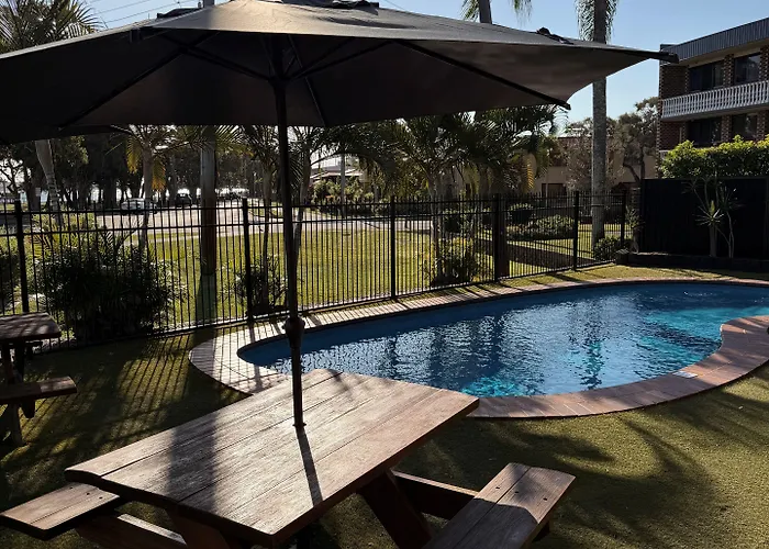 Bribie Waterways Motel
