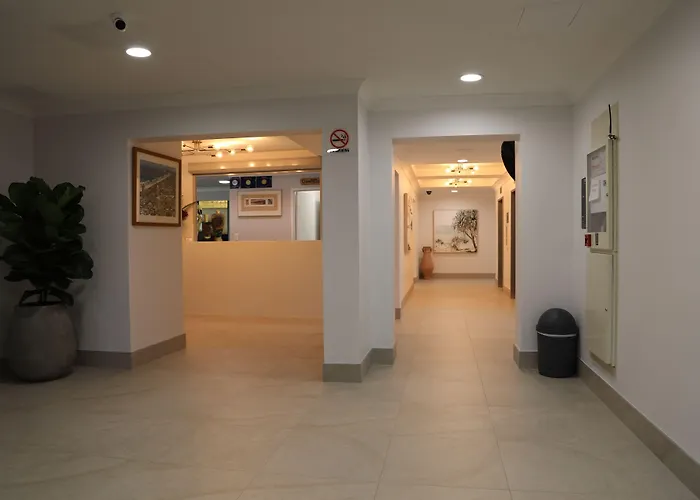 Capricornia Apartments Gold Coast