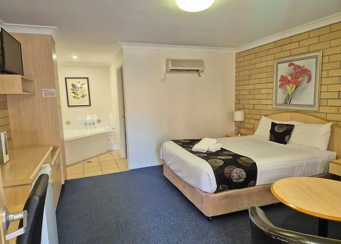 Cotswold Motor Inn