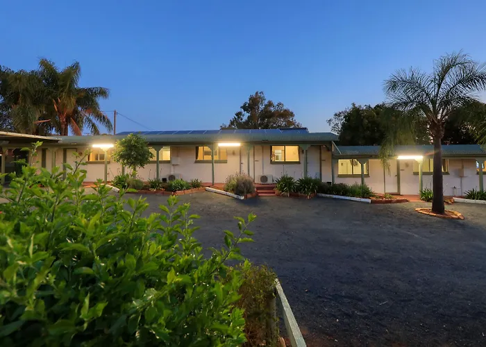 Oasis Motel
