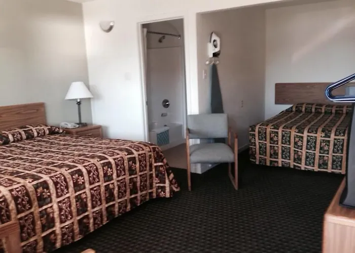 Lake Marina Inn
