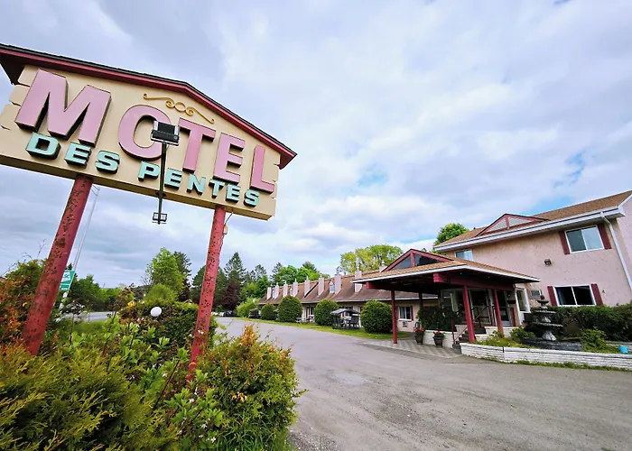 Motel Des Pentes Et Suites