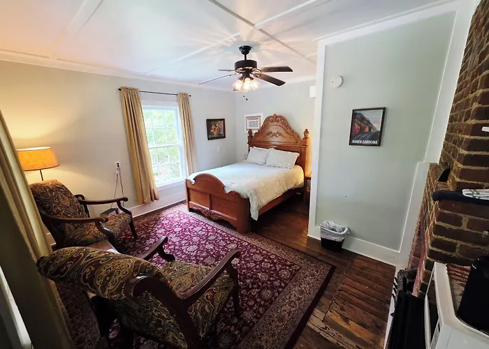 The Cabins At Healing Springs