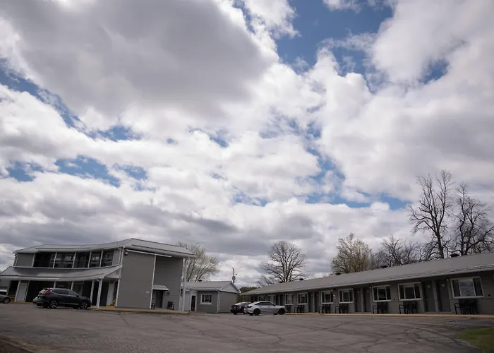Aquarius Motel