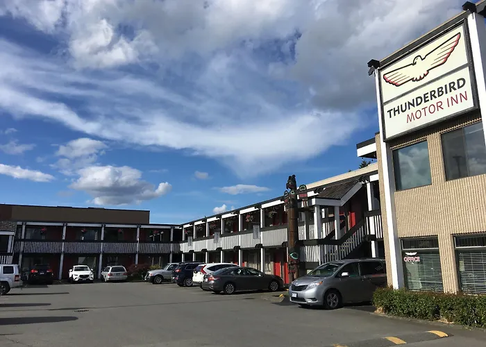 Thunderbird Motor Inn