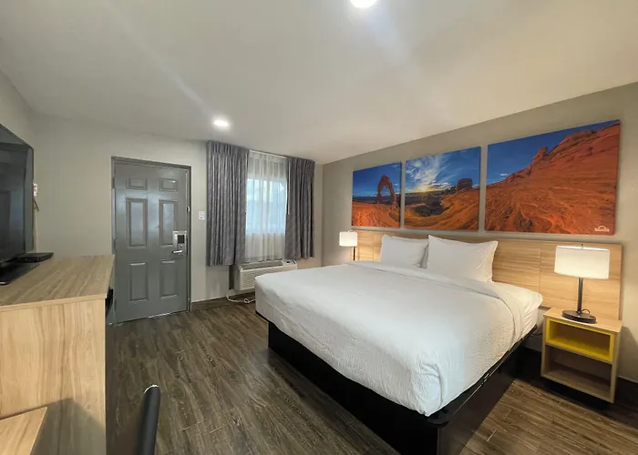 Days Inn By Wyndham Sulphur Springs